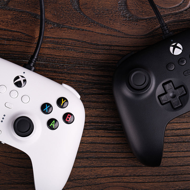 8BitDo Ultimate Wired Controller for Xbox (Hall Effect Joystick) - Controller Design for Streamlined Gaming Sessions