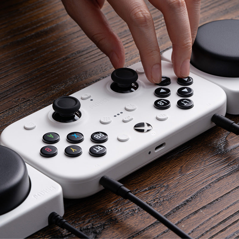8BitDo Lite SE 2.4G Wireless Controller for Xbox - Controller Design for Streamlined Gaming Sessions