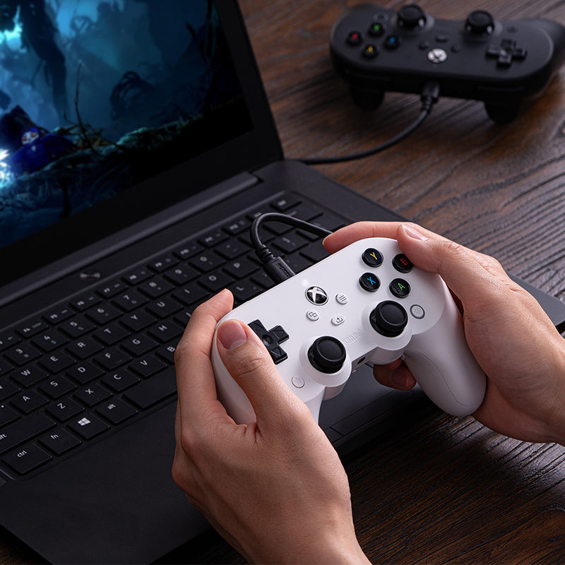 8BitDo Pro 2 Wired Controller for Xbox (Hall Effect joysticks) - Controller Design for Streamlined Gaming Sessions