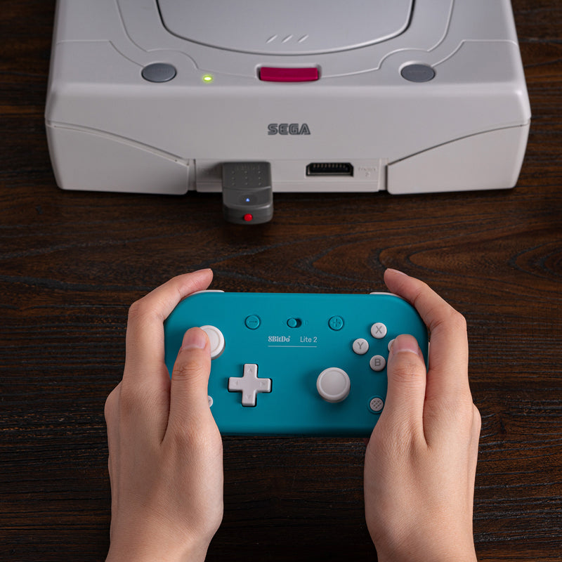8BitDo Retro Receiver for Saturn - Adapter Design for Flexible Gaming Connections