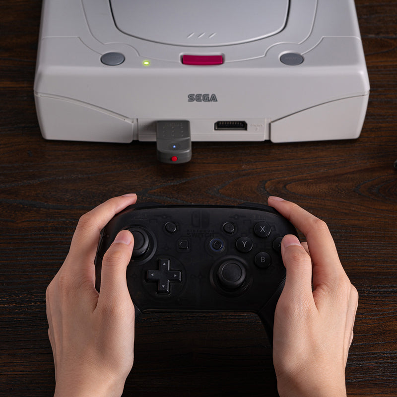 8BitDo Retro Receiver for Saturn - Adapter Design for Flexible Gaming Connections