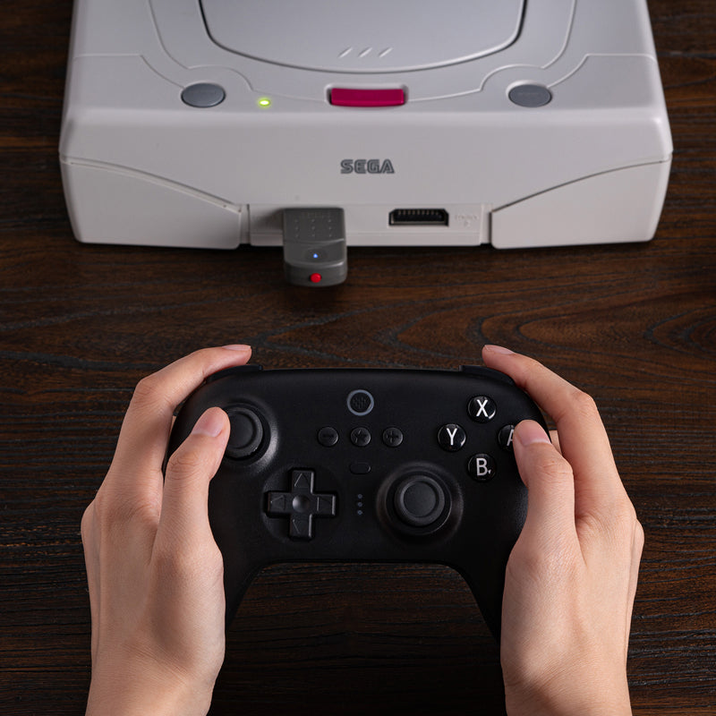 8BitDo Retro Receiver for Saturn - Adapter Design for Flexible Gaming Connections
