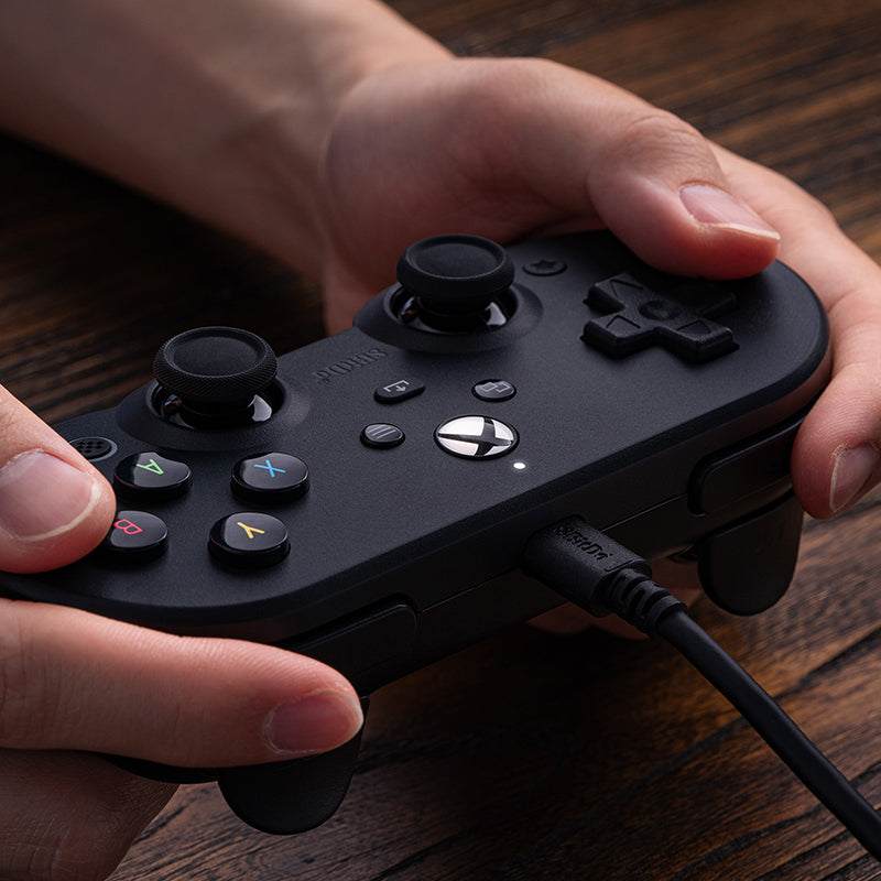 8BitDo Pro 2 Wired Controller for Xbox (Hall Effect joysticks) - Controller Design for Streamlined Gaming Sessions