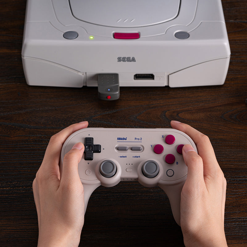 8BitDo Retro Receiver for Saturn - Adapter Design for Flexible Gaming Connections