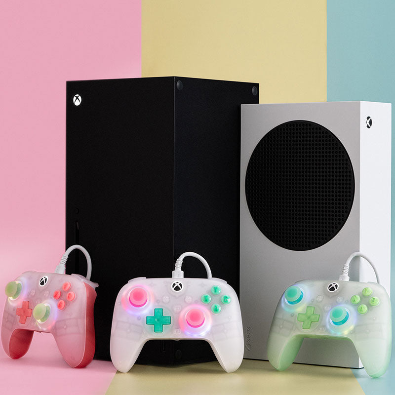 8BitDo Ultimate Mini Wired Controller for Xbox - Controller Design for Streamlined Gaming Sessions