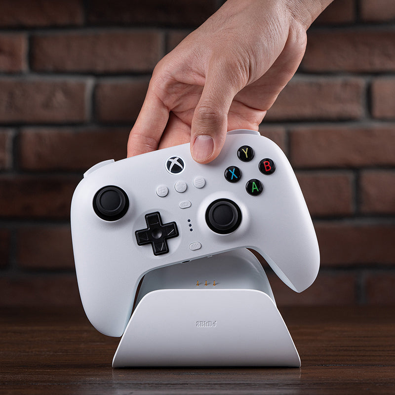 8BitDo Ultimate 3-mode Controller for Xbox (Wired for Xbox Series X|S and Xbox One Wireless for Windows and Android) - Controller Design for Streamlined Gaming Sessions